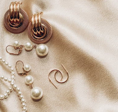 The Timeless Allure of Gold and Pearl Jewelry