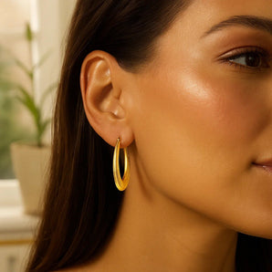 14k Yellow Gold Hoop Earrings in a Graduated Texture Style RCJ